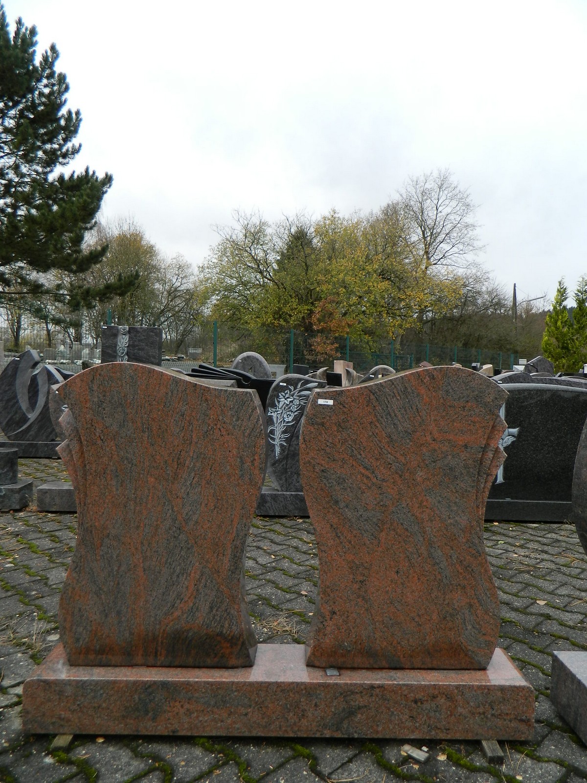 0178 Oberteil Multicolor Rot Form 22 12 55x14x80cm 130x20x14cm