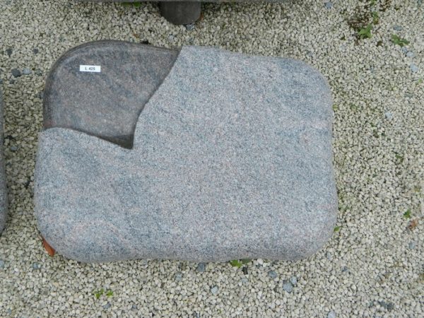 L 425 Liegestein Himalaya Geflammt Poliert Form LF 40 2 60x45x12cm